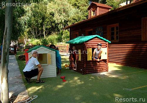 Ermones Beach Resort 10